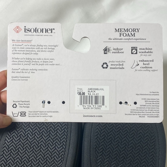 NWT Isotoner Men’s Indoor/Outdoor Memory Foam Slippers - Picture 10 of 15